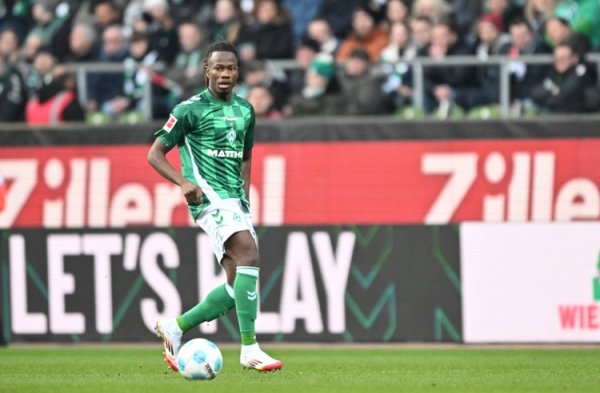 Phóng viên: Paris FC đàm phán khoản vay cho Manchester City với Caborre, hợp đồng sẽ bao gồm các điề